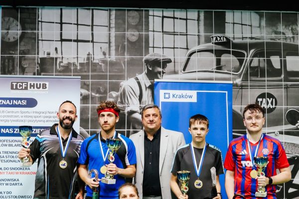 turniej-dzielnicy-115B89EDF4-2C11-829D-B0E4-C6ACCB1100F5.jpg